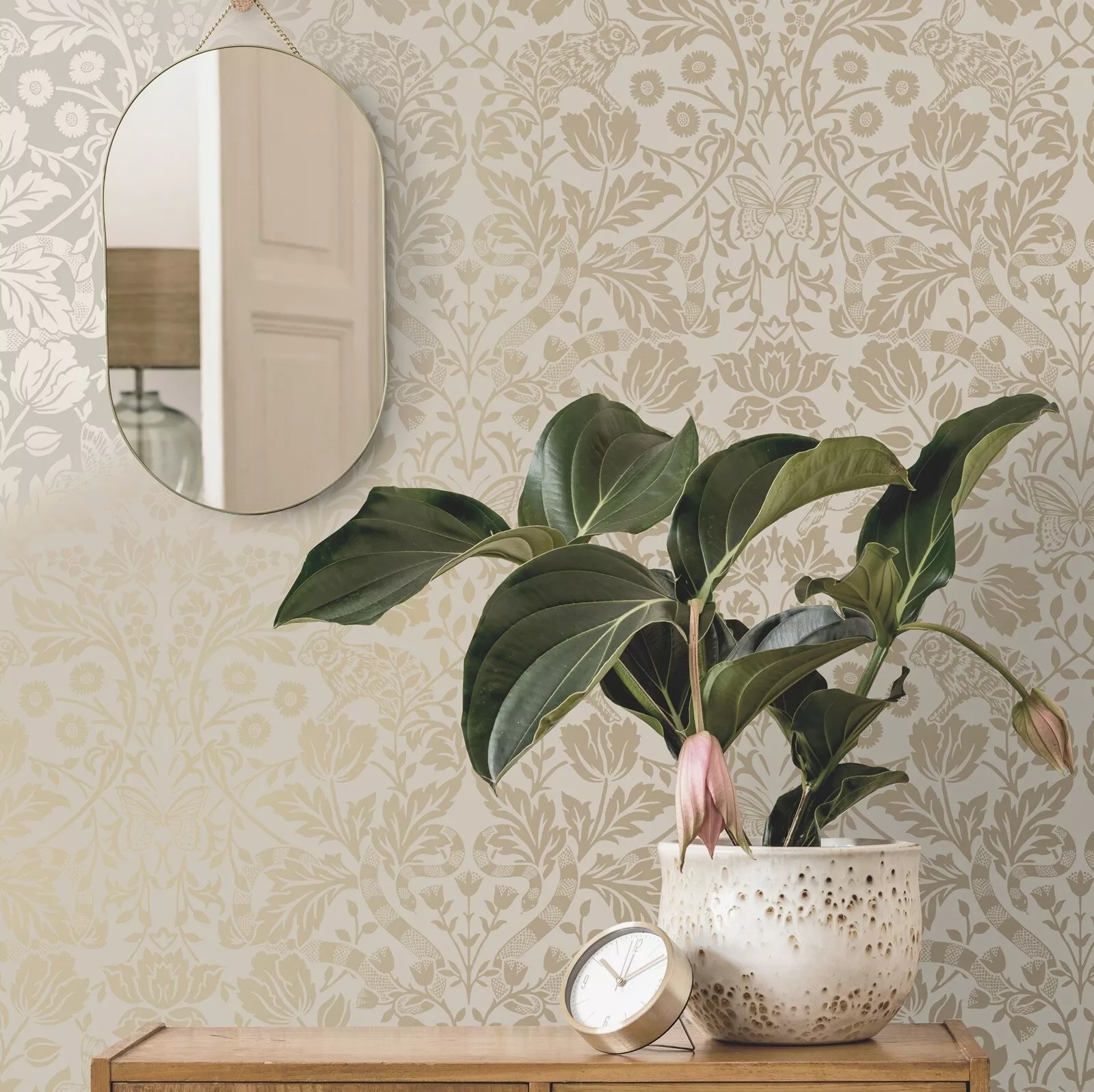 Neutral Metallic Woodland Animals Damask Wallpaper - Image 3