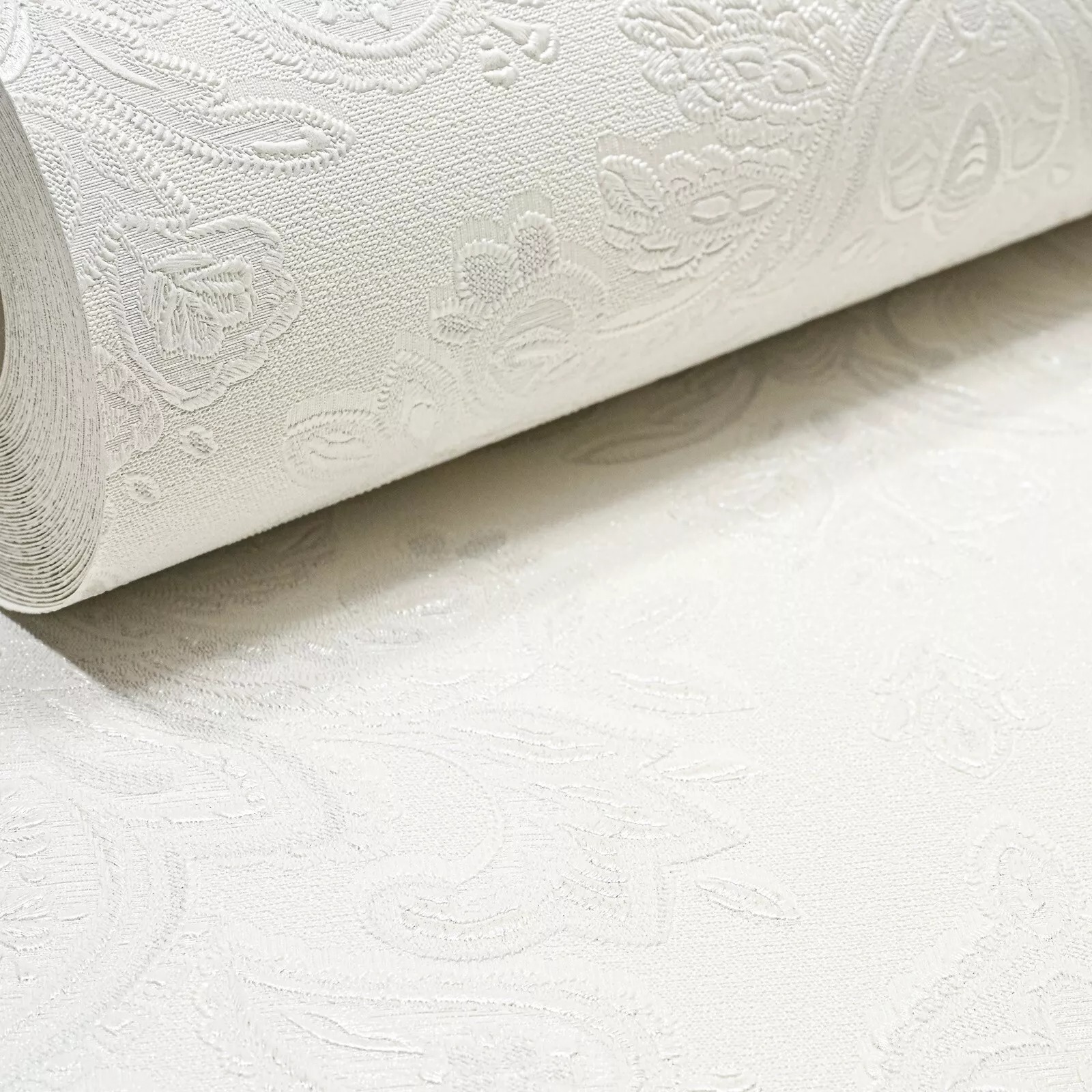 Plain Off White Damask patterned Textured Slightly Imperfect Wallpaper - Image 2