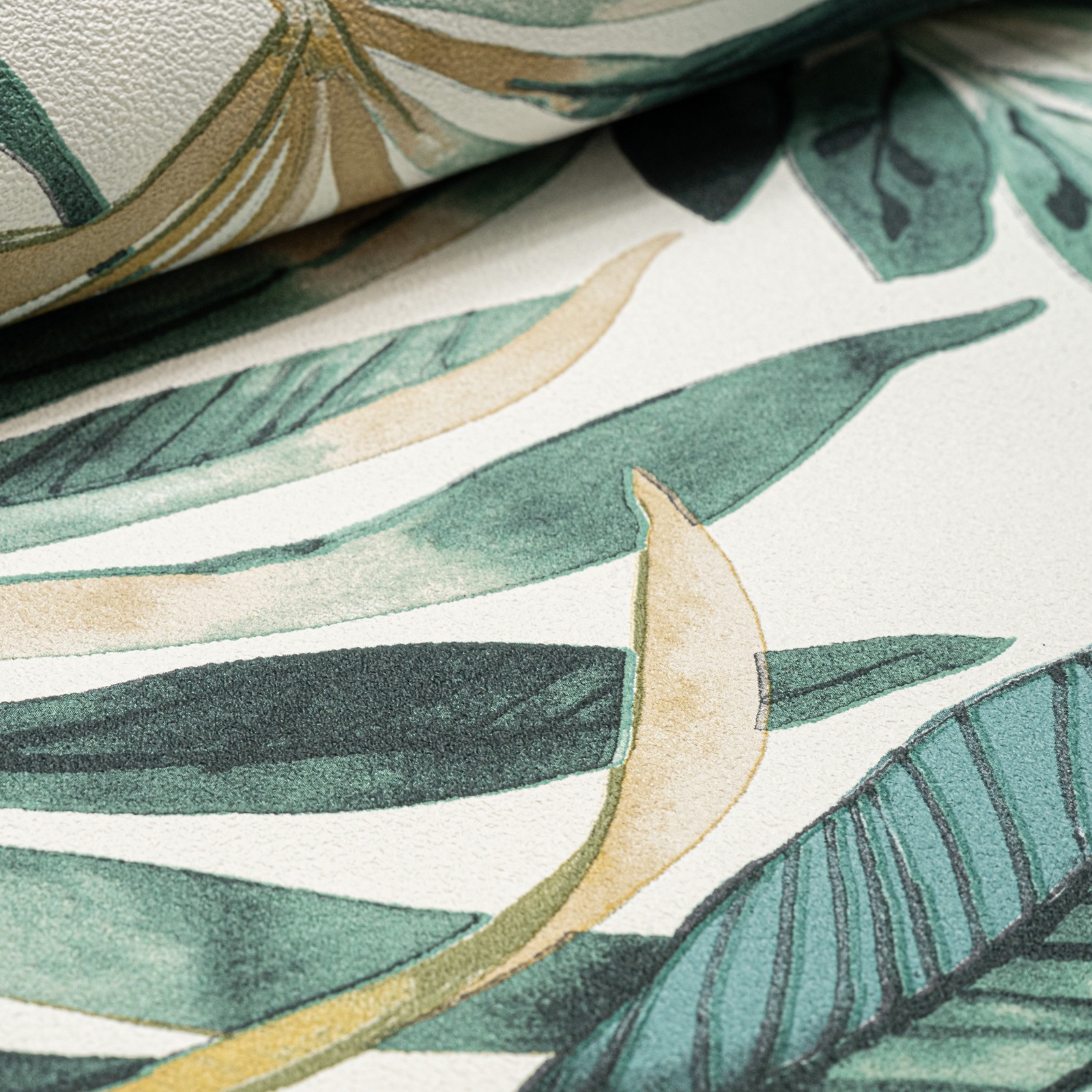 Green Tropical Leaf Wallpaper Slightly Imperfect Feature Wall - Image 3