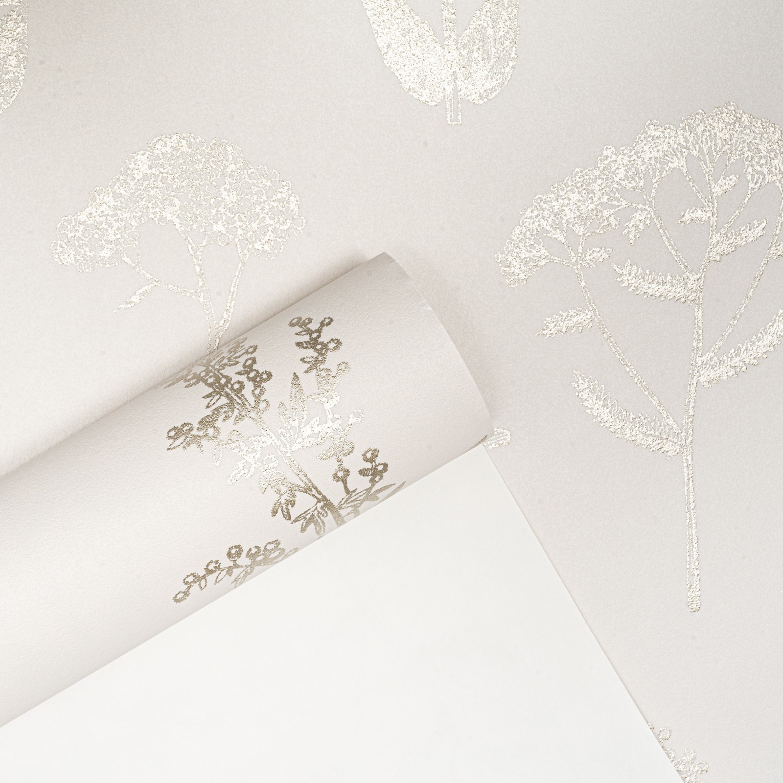 White Floral Wallpaper Gold Metallic Shimmer Thick Slightly Imperfect Feature Wall - Image 5
